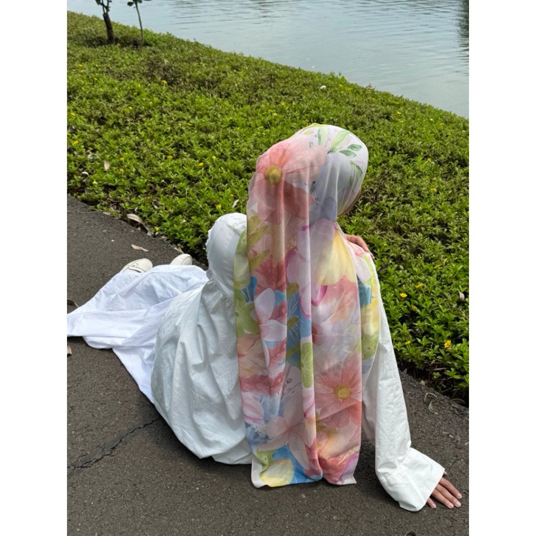 NORA - Poetry in Color Series - Painter’s Garden